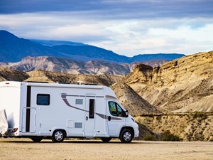 Cómo elegir la autocaravana perfecta para tu familia: tamaño, plazas, equipamiento y más
